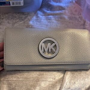 Michael Kors Silver Leather Wallet